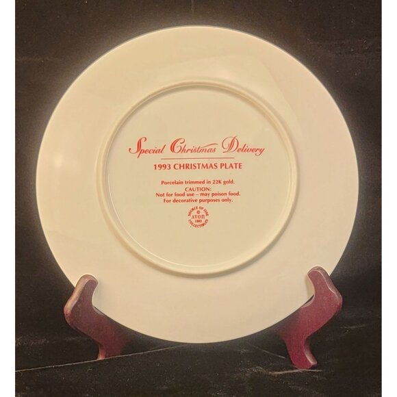 Antique Avon Porcelain Collector's Plate "Special Christmas Delivery" - Picture 2 of 6
